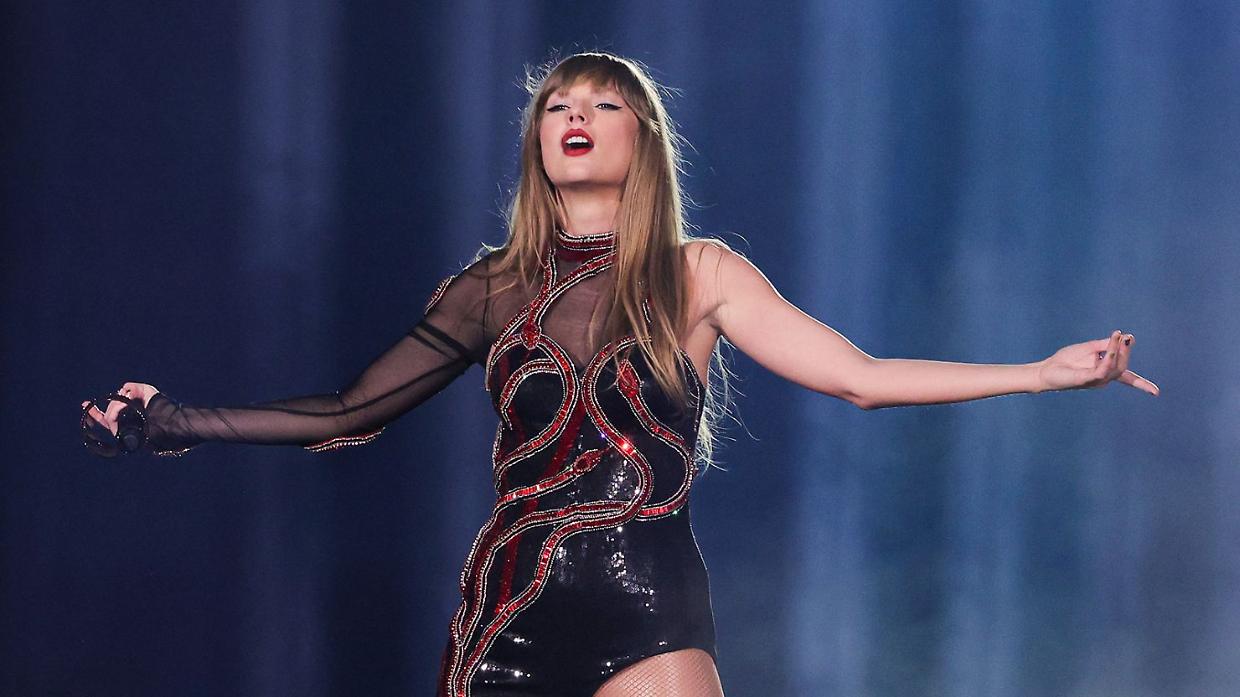 Taylor Swift e il paradosso del tempo, riscrivere il passato, per rivendicare il presente, ma quanto funziona?