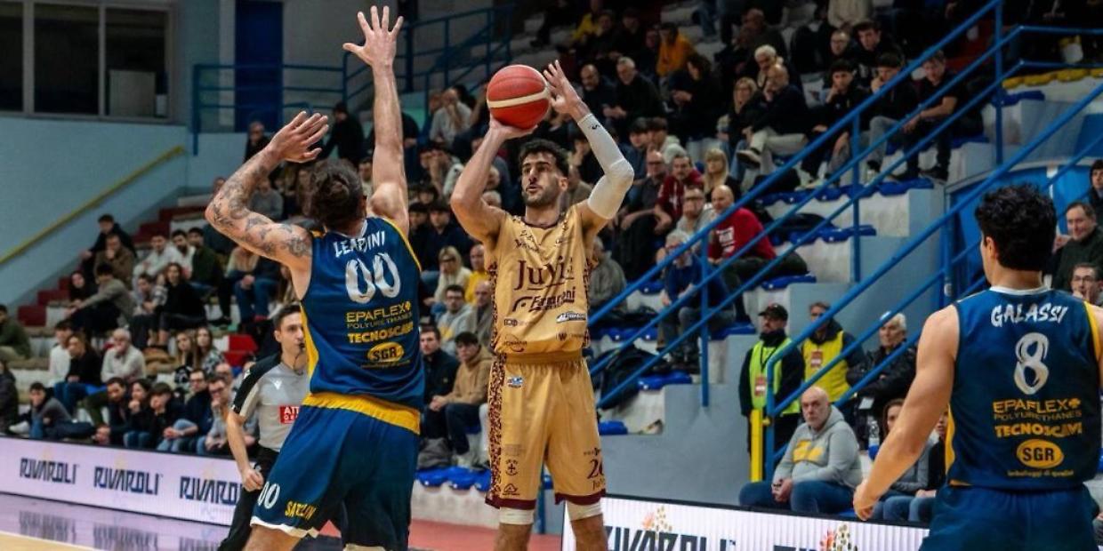 Alla Reale Mutua dalla Juvi Ferraroni Cremona, dopo Federico Massone, arriva anche Lorenzo Tortù
