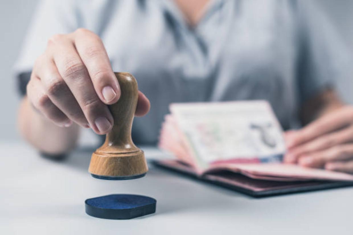 Viaggiare negli Stati Uniti senza compromettere la tua privacy digitale? Si può ancora, ecco come