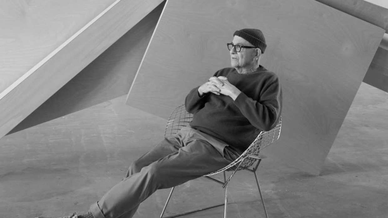Addio a Joel Shapiro, il maestro dell'equilibrio instabile che ha rivoluzionato la scultura contemporanea