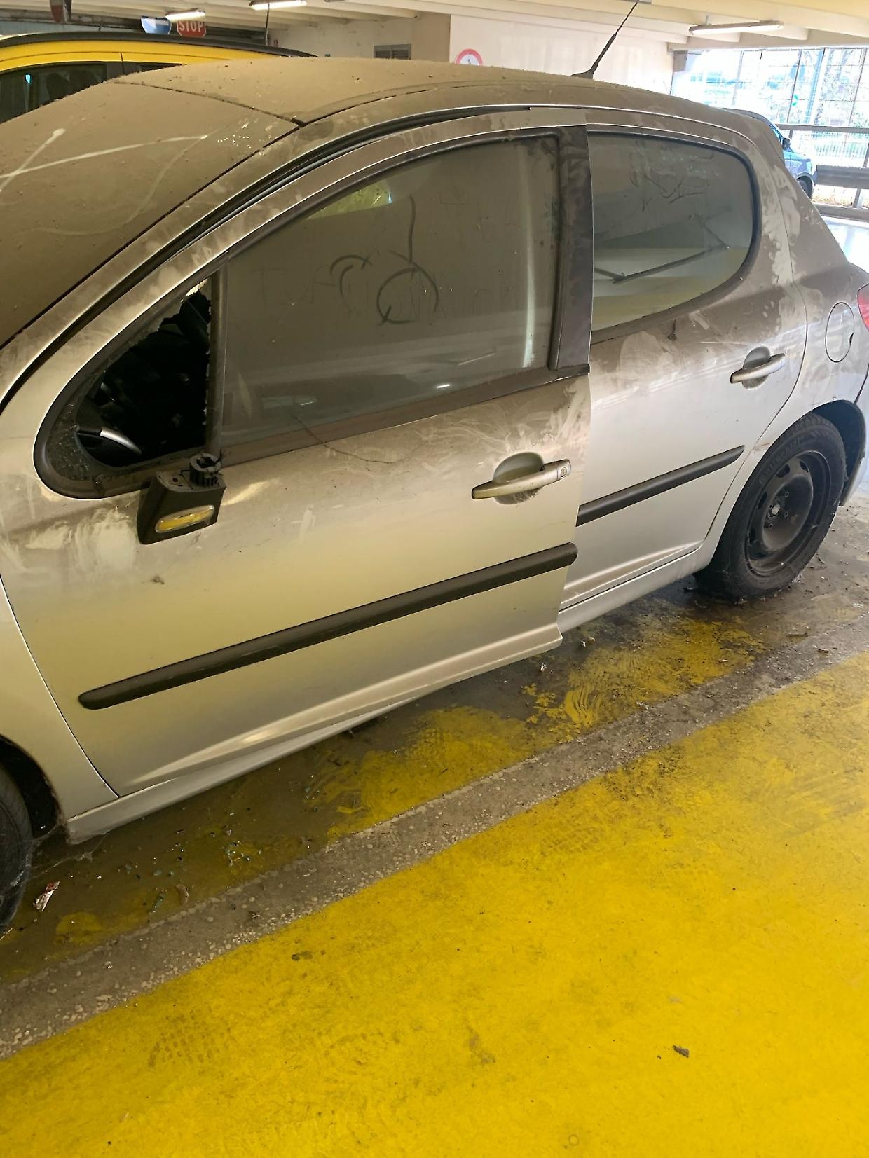 La sicurezza nei parcheggi Gtt: +220% di spesa “ma c’è l’urina negli ascensori”