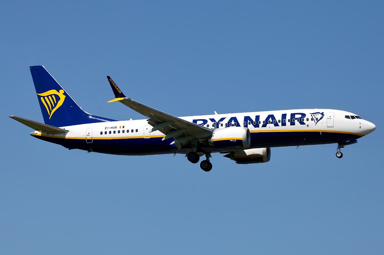 Ryanair taglia voli in Europa ma punta forte sull&rsquo;Italia: ecco cosa cambia per l&rsquo;estate 2026