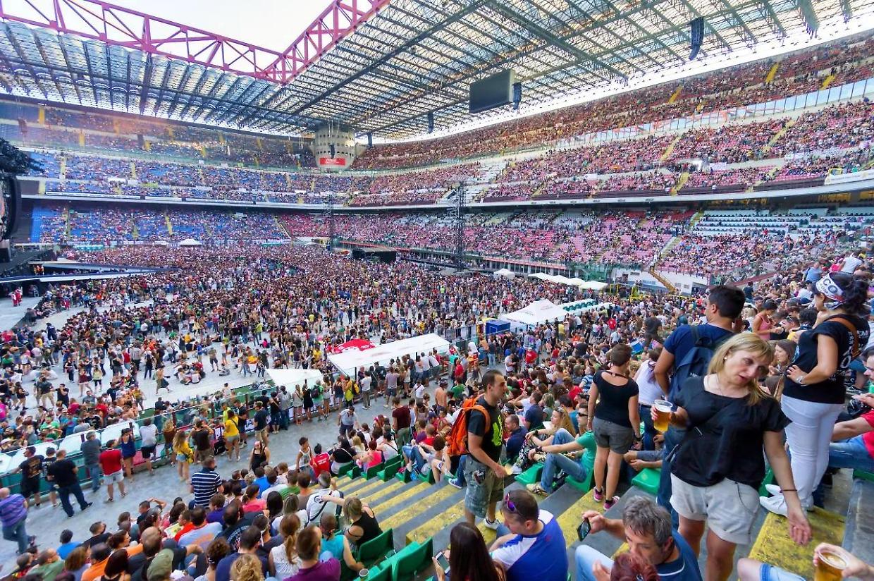 Torinesi truffano fan ai concerti di Modà e Cremonini: maxi-addebiti con il Pos 
