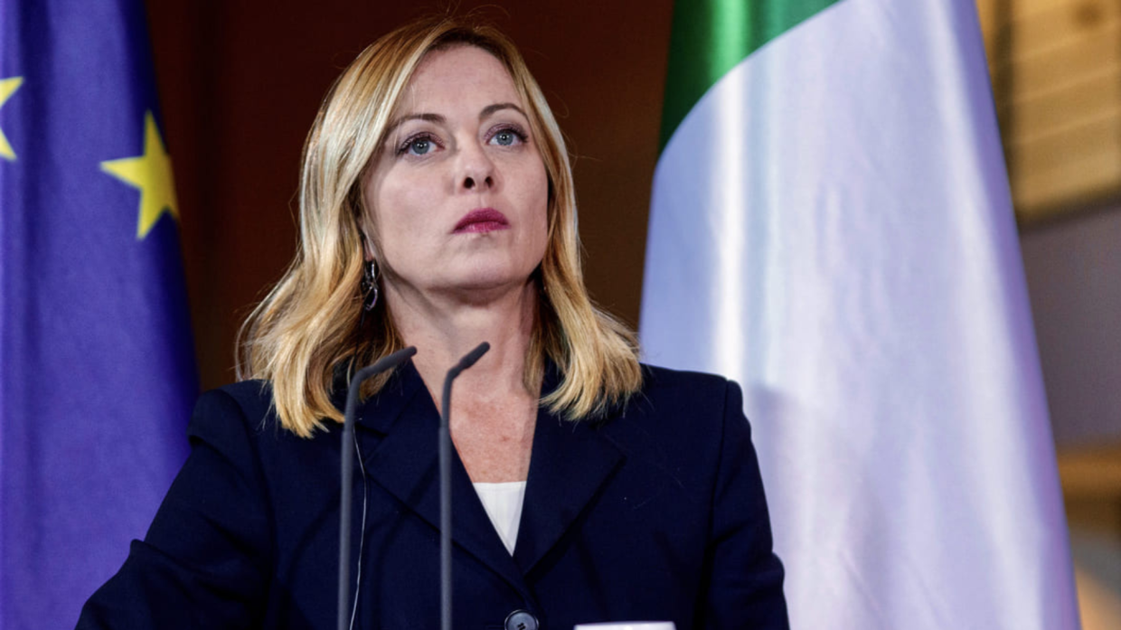Meloni dopo il G7: serve una via negoziale per l’Iran
