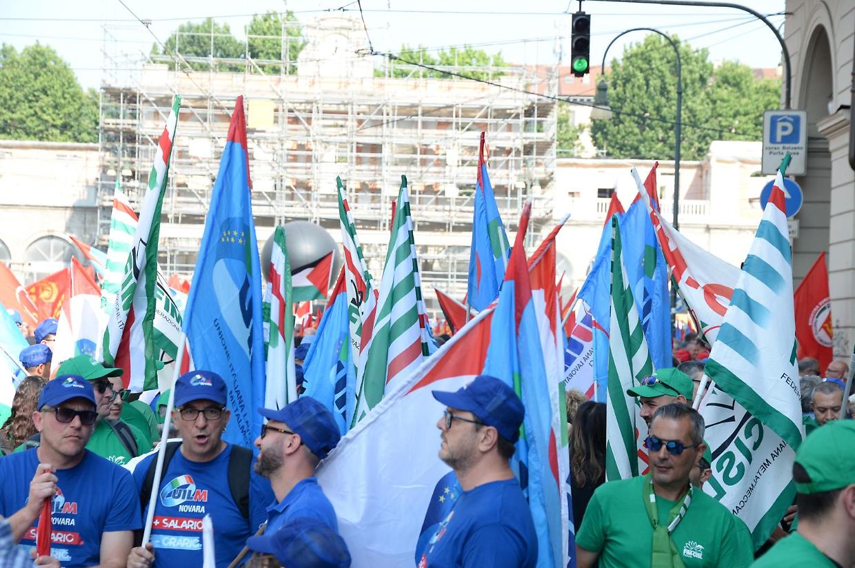La manifestazione è partita da piazza XVIII Dicembre