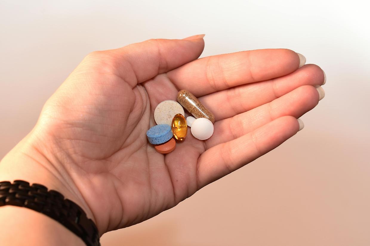 Antibiotici fluorochinoloni, allarme Aifa: gravi rischi per il sistema nervoso
