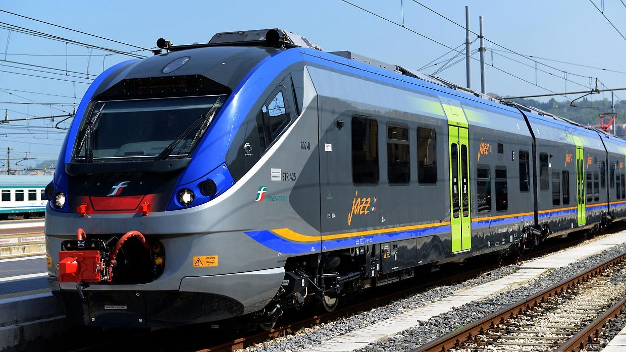 Treni fermi in Piemonte: scatta lo sciopero il 20 luglio, viaggi a rischio per 23 ore