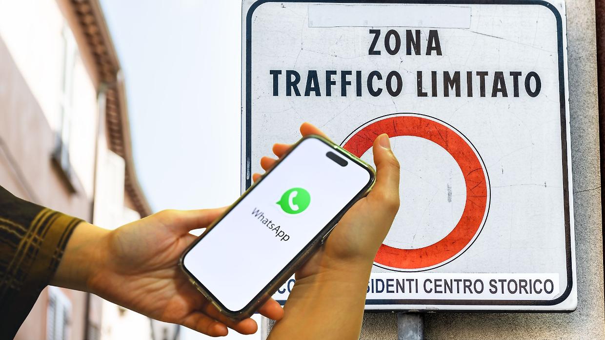 WhatsApp, occhio alla finta multa ZTL: come riconoscere la truffa