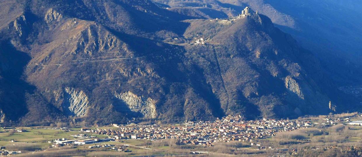 Sant’Ambrogio di Torino: il passato che rivive nelle strade del presente