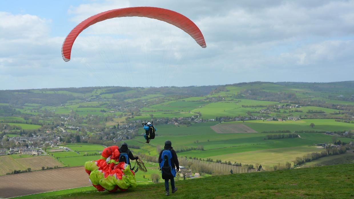 Piossasco: precipita col parapendio dopo il decollo dal monte San Giorgio