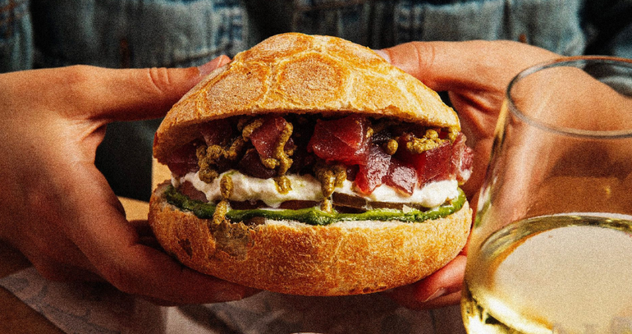 Il tramezzino torinese tra i 25 panini migliori al mondo: una tradizione italiana in una classifica globale