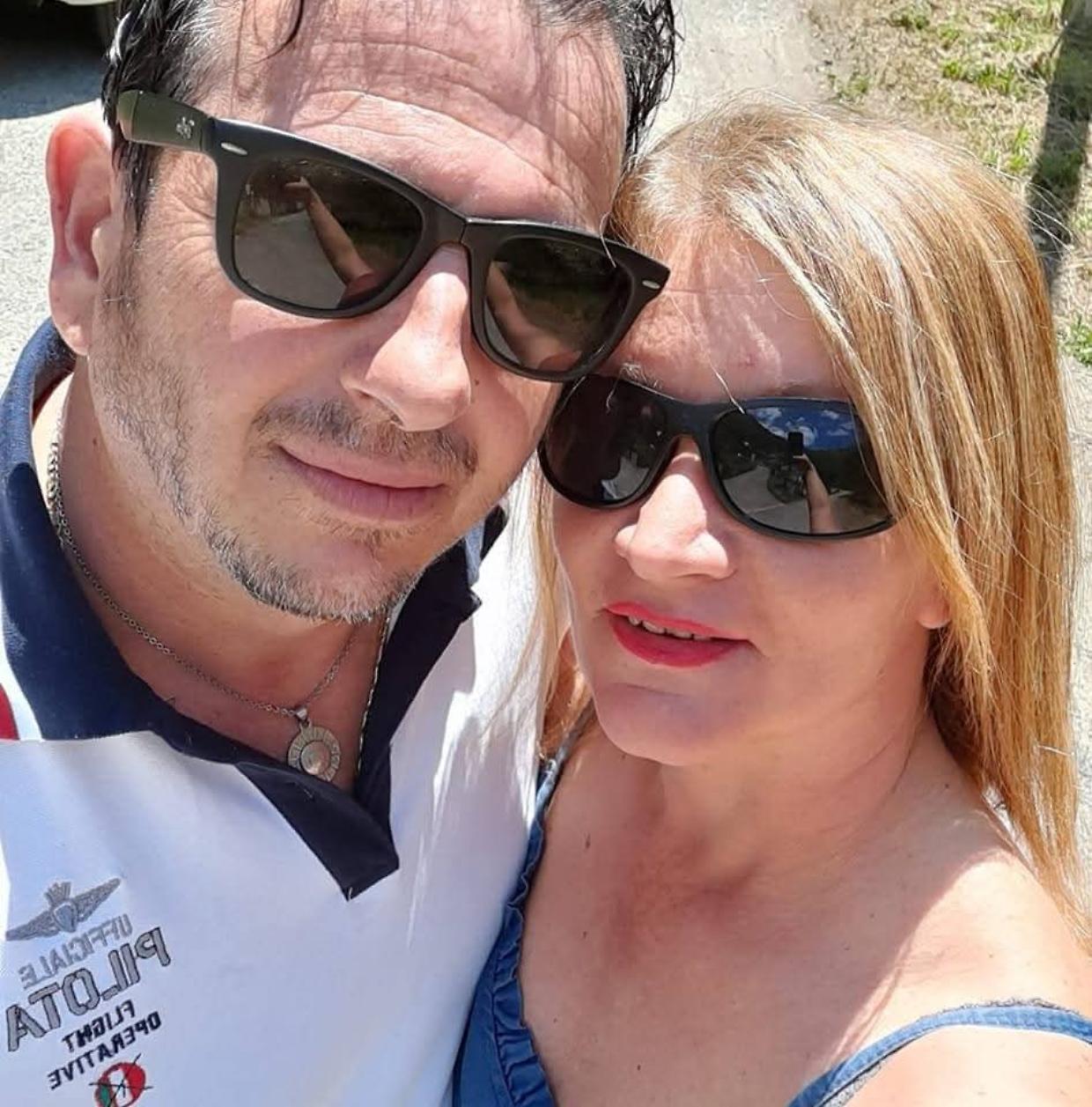 I carabinieri sul luogo del femminicidio-suicidio