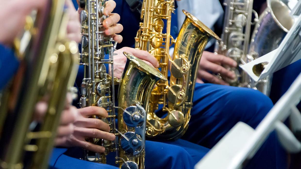 Musica in paese: la Banda del Roero suona a Sommariva Perno