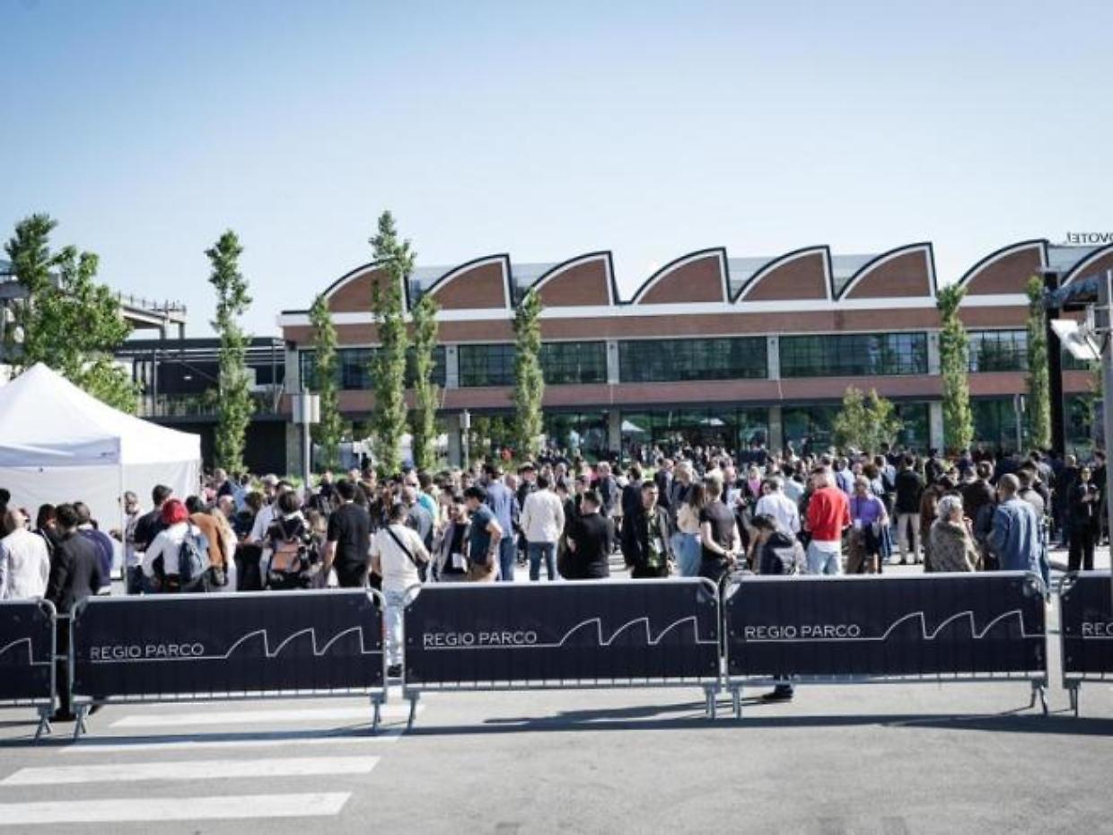 Cartier riasfalta la strada davanti alla sua fabbrica: 185 mila euro per Torino