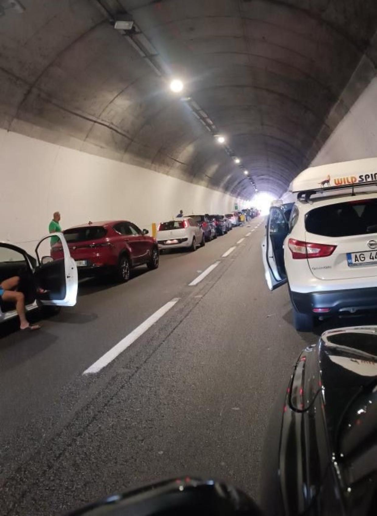 Torino-Savona incubo sul rientro: in coda da Millesimo