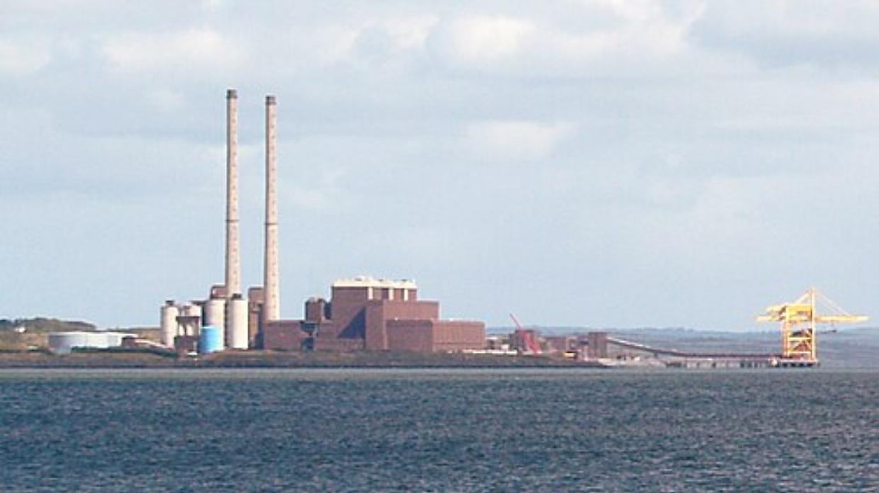 L'Irlanda dice addio al carbone: chiusa la storica centrale di Moneypoint grazie all'ascesa delle energie rinnovabili