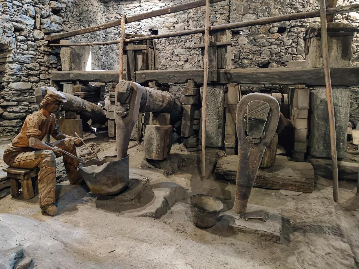 Ronco Canavese: la Fucina da Rame riapre per l’estate 2025 con visite, laboratori ed escursioni