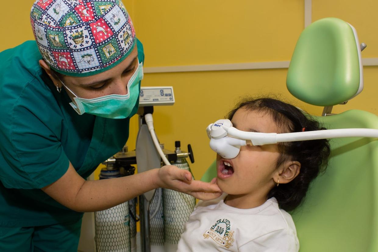 Asili Notturni accoglie i bambini rifugiati di Gaza: cure odontoiatriche gratuite per bambini e ragazzi fino a 14 anni