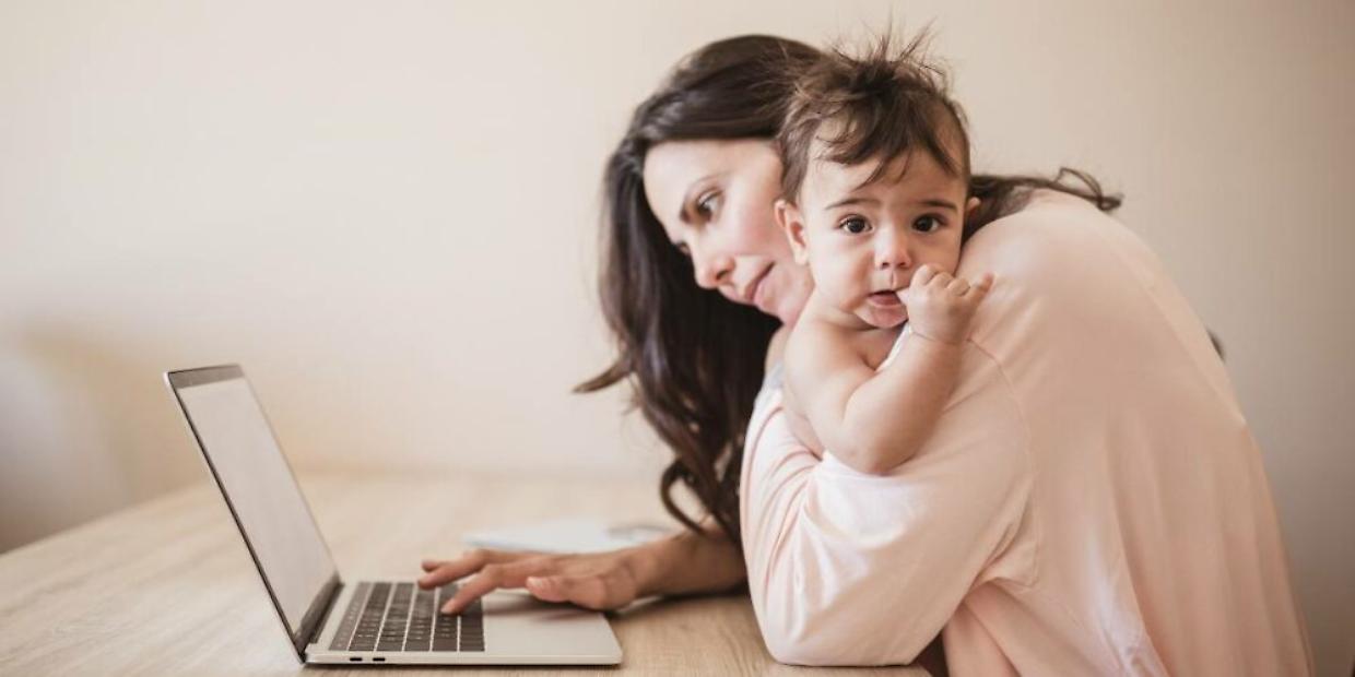 Bonus madri lavoratrici, domani 9 dicembre l’ultimo giorno per fare domanda