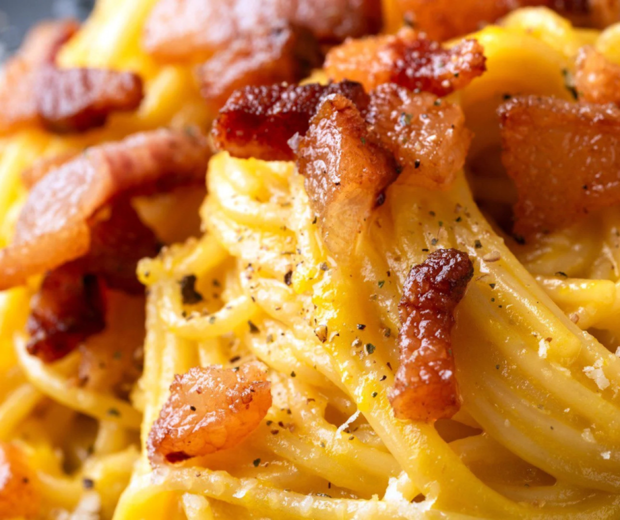 La carbonara a stelle e strisce: ecco le sue vere origini secondo l'Università della Cucina Italiana