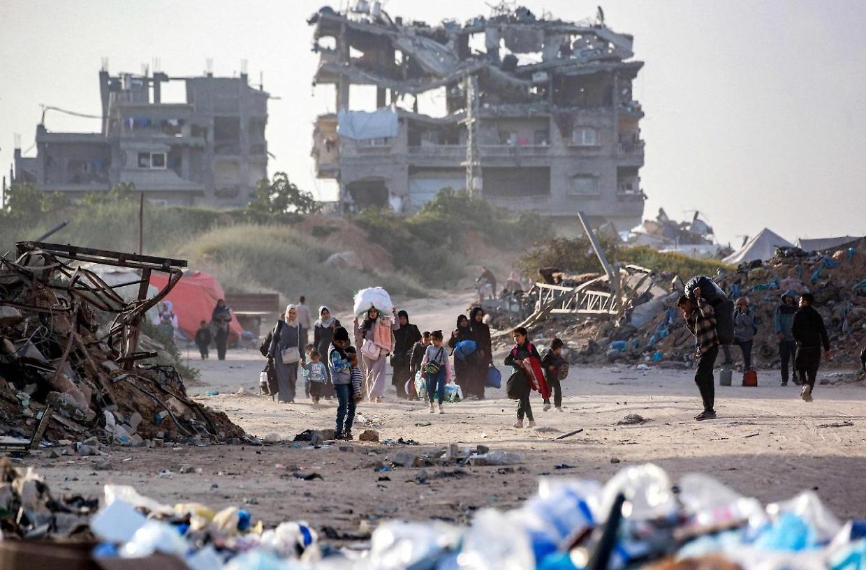 Tensione nel conflitto in Medio Oriente, Israele sotto accusa, avrebbe lanciato una bomba illegale su Gaza
