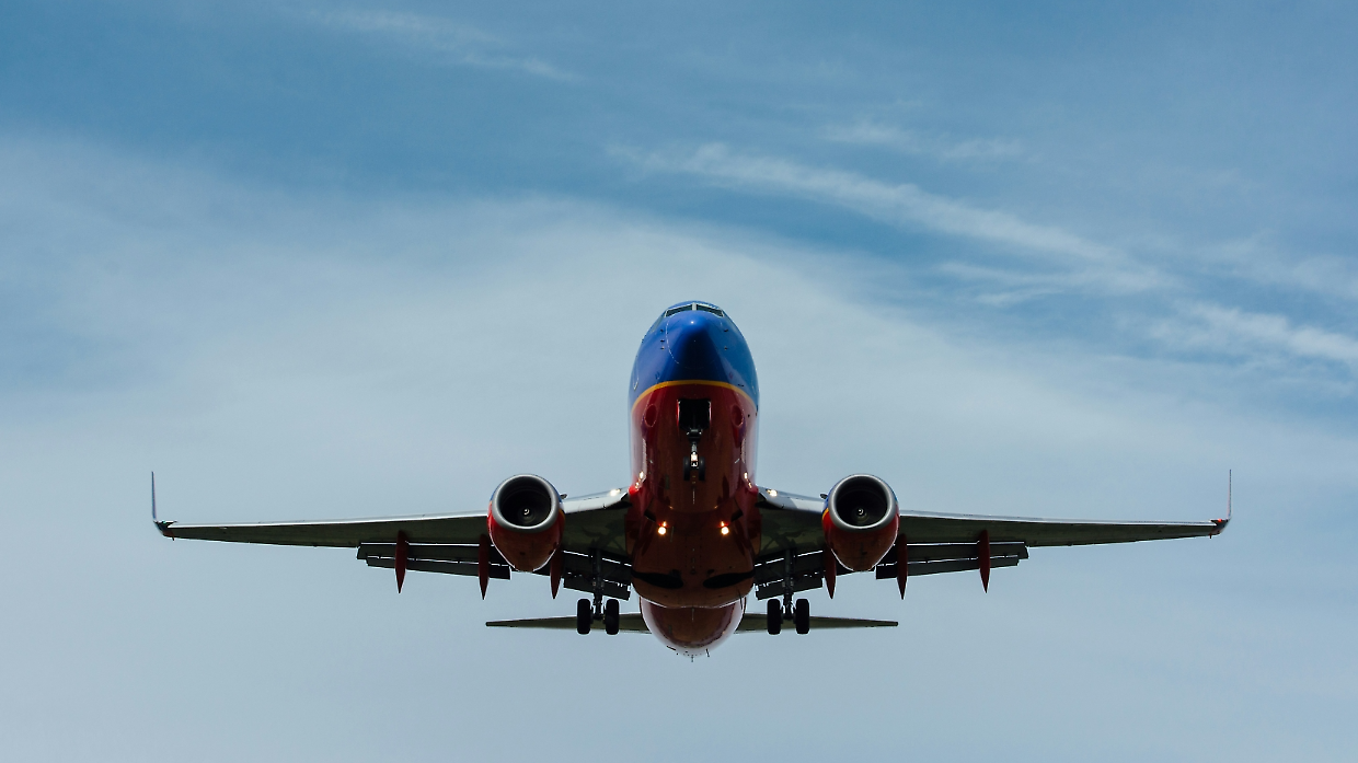 Sciopero dei controllori di volo in Francia: caos negli aeroporti e disagi in tutta Europa