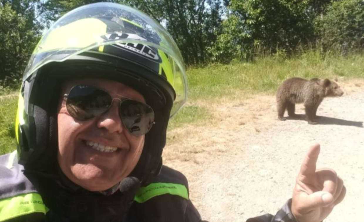 Romania, viaggio in moto si trasforma in tragedia: Omar Farang Zin ucciso da un orso