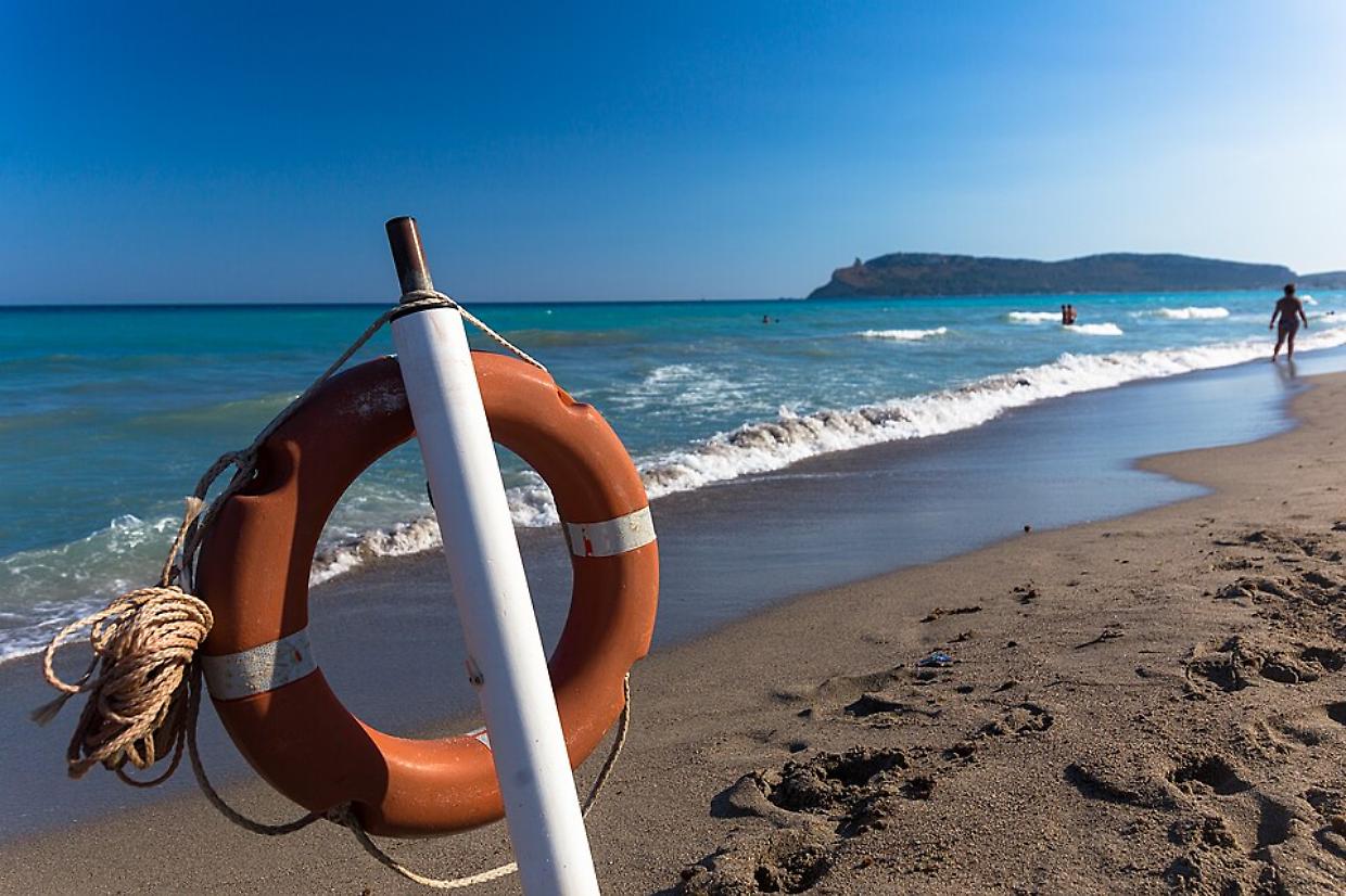 Macabro ritrovamento nel al Poetto di Cagliari, un corpo di una 70enne deceduta, si cerca ora un altro disperso