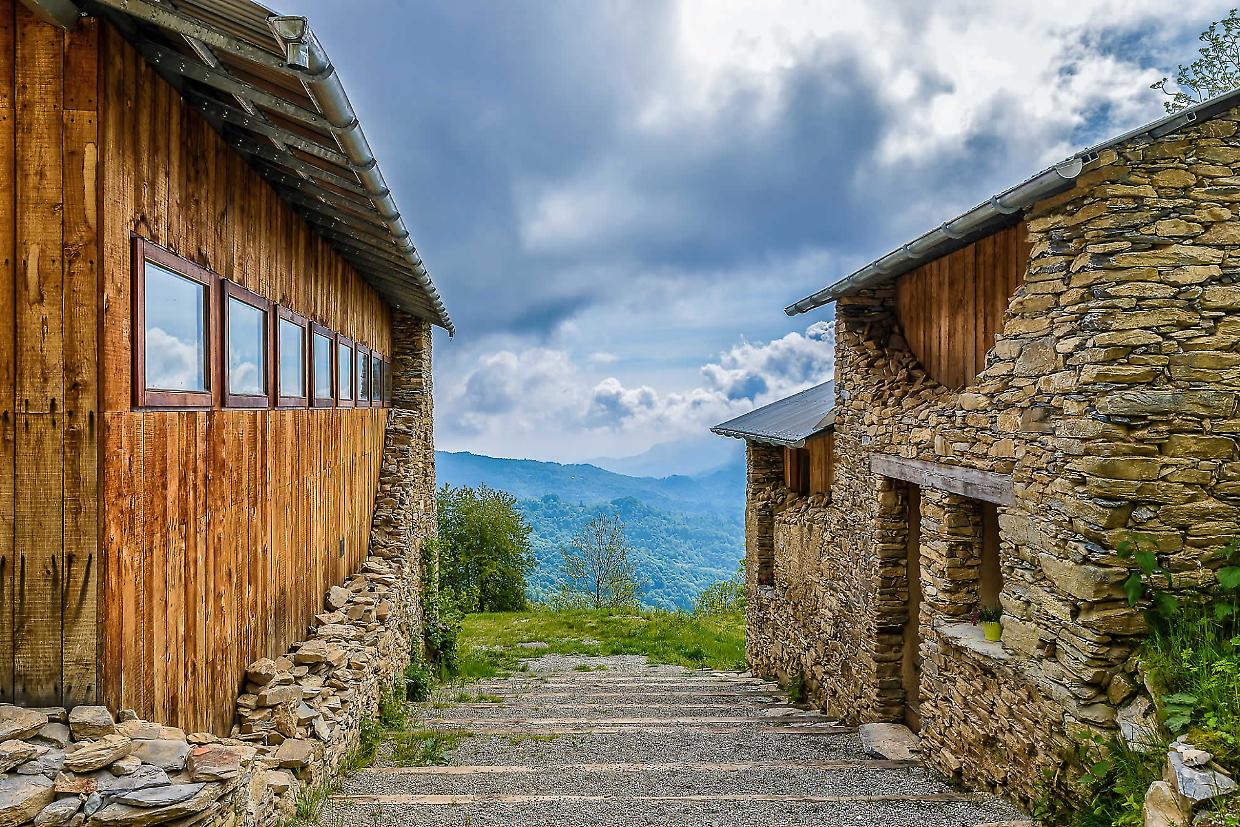 Note d'amore sotto il cielo del Monviso: un viaggio musicale tra emozioni e paesaggi