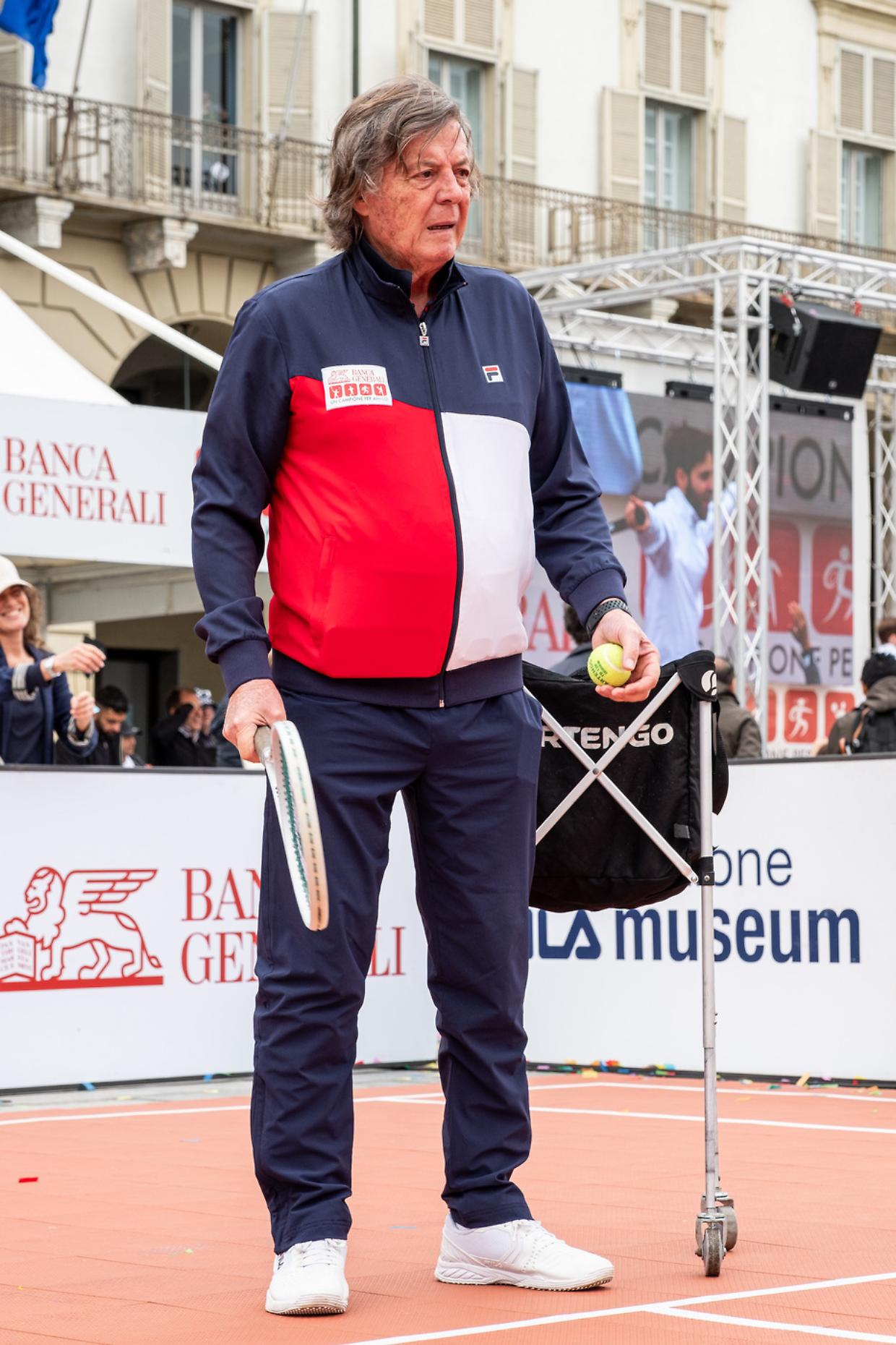 Adriano Panatta, 75 anni di leggenda: come ha rivoluzionato il tennis italiano e il costume sportivo