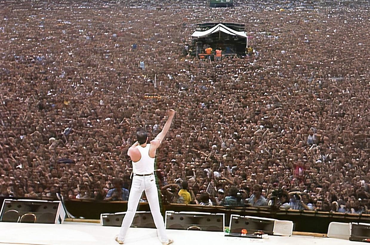 40 anni fa il Live Aid riscriveva il rock, il concerto di beneficienza più grande su scala mondiale, ripercorriamo quei momenti