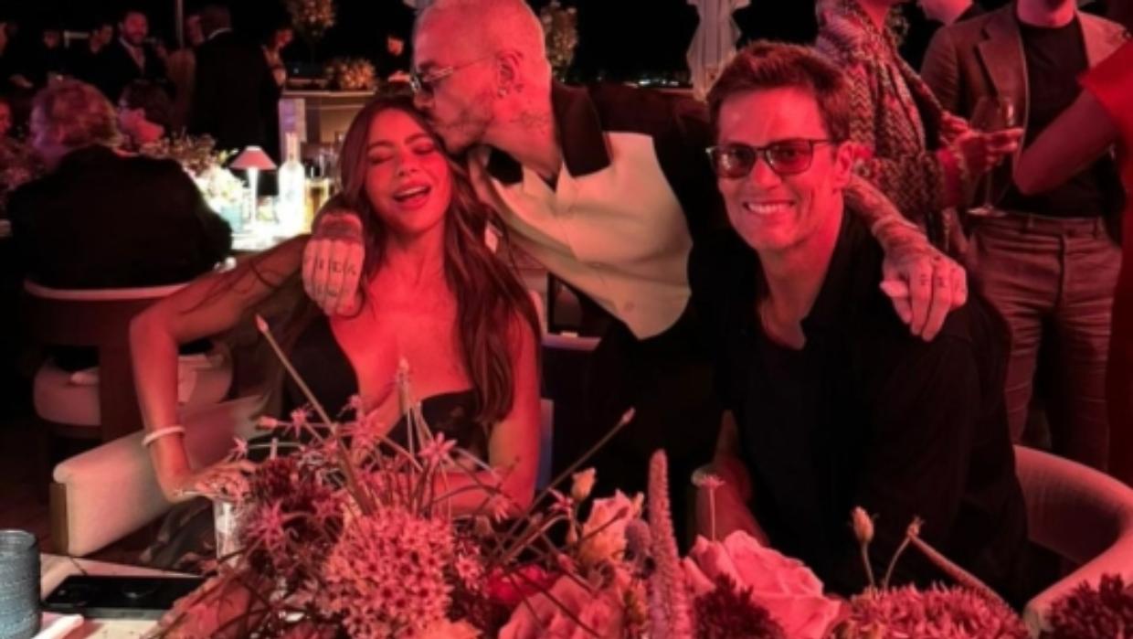 Sboccia l'amore tra Sofia Vergara e Tom Brady: emergono indiscrezioni sulla prima vacanza insieme