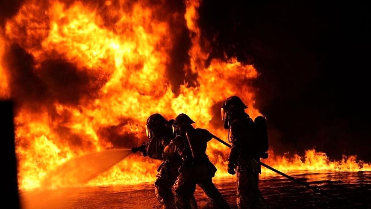 Shock a Rivalta: un uomo trovato carbonizzato in auto in fiamme, ipotesi suicidio