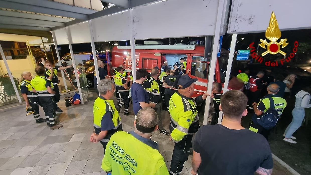 Allen, un’altra notte di ricerche: nessuna traccia del bambino di 5 anni scomparso a Latte