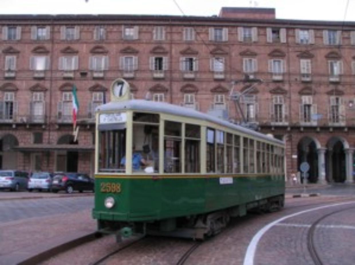 La rinascita della 2592: il tram torinese sopravvissuto ai bombardamenti