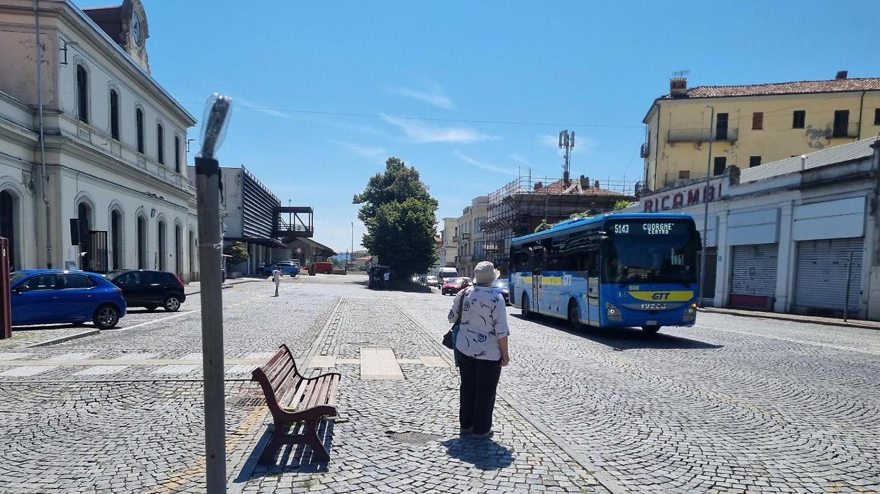 Insegnante di Banchette ritrova il computer smarrito grazie a una cittadina