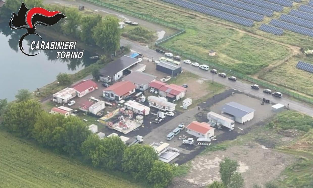A Settimo Torinese demolito dopo 20 anni di lotte il campo nomade, la fine di una vicenda