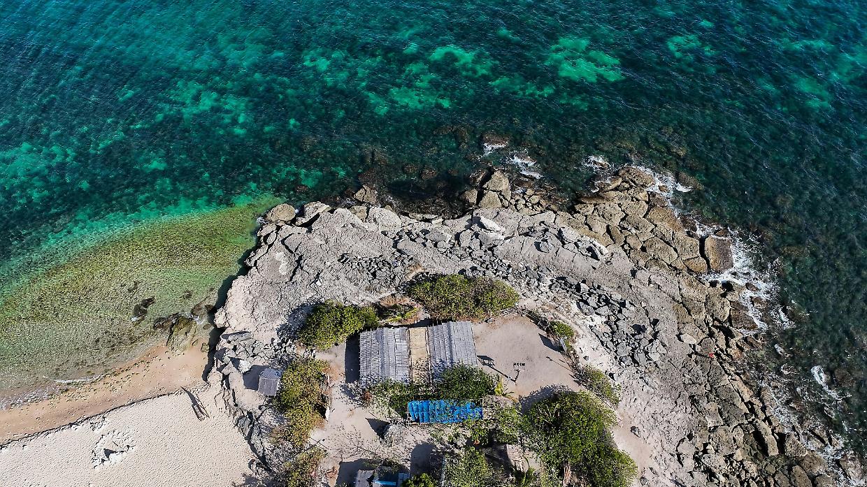 La Tahiti italiana è in Sardegna: Cala Brandinchi, la spiaggia da sogno a numero chiuso