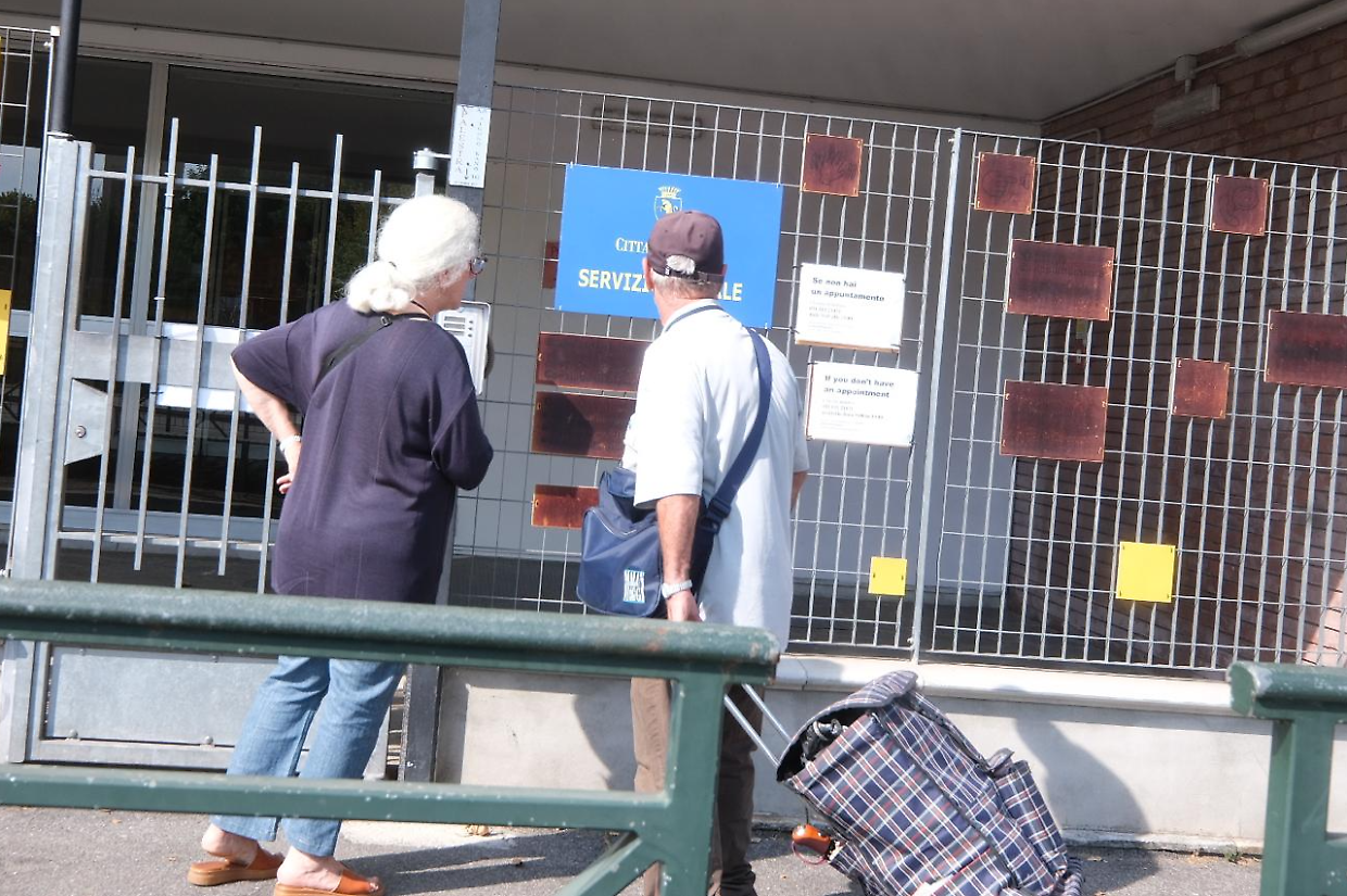 Allarme bomba ai Servizi sociali in via Val della Torre