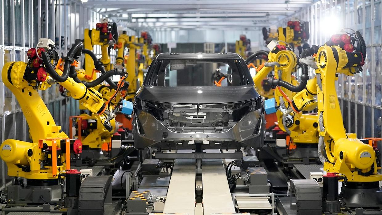 Nissan chiude lo storico impianto di Oppama: Foxconn salverà la situazione?