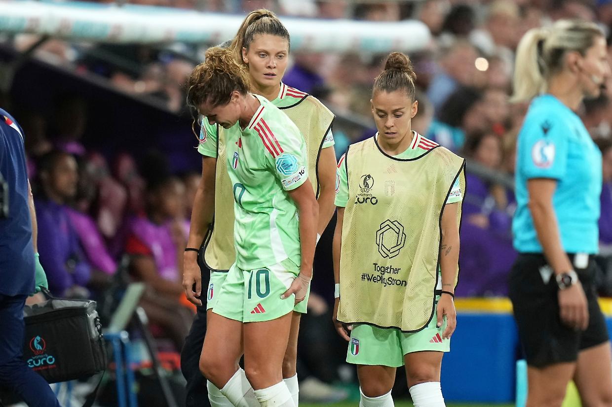 L'Italia sfiora l'impresa con le inglesi, poi la beffa nel finale: "Noi fuori a testa alta ma..."