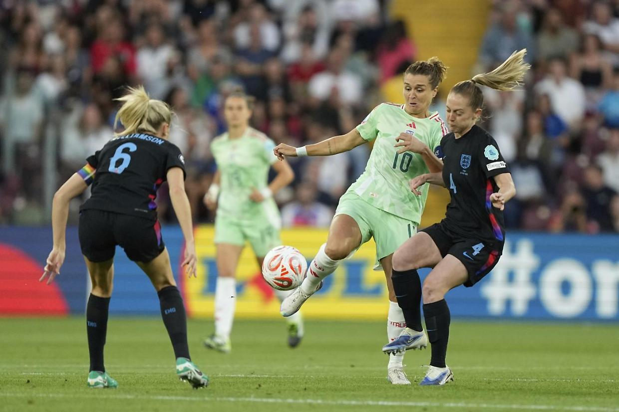 Calcio femminile da record: oltre 4 milioni davanti alla TV per Italia-Inghilterra
