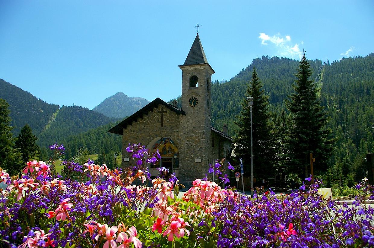 Il Mercatino del Dahu porta l’Alta Valle di Susa in mostra a Claviere