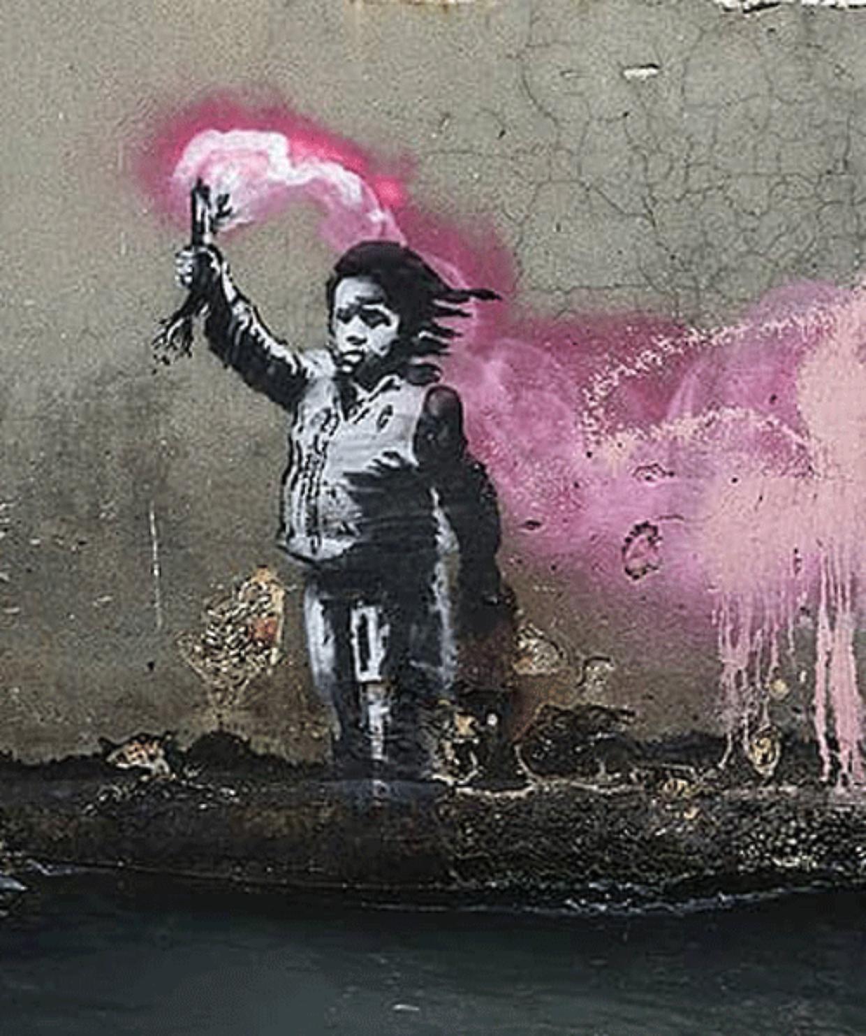 "The Migrant Child" di Banksy salvato a Venezia: in corso il restauro dell’opera