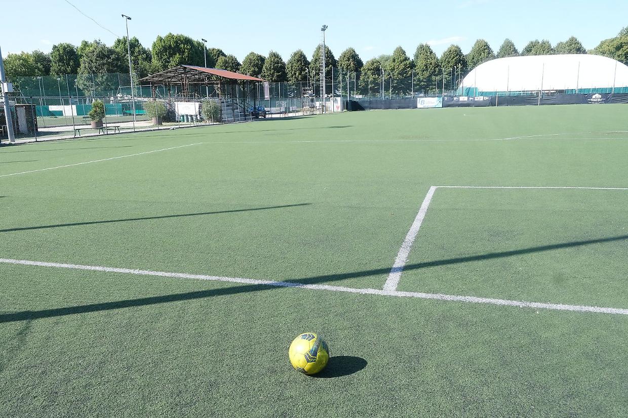Padel e pickleball al posto del calcio. A rischio il futuro della storica Cbs 