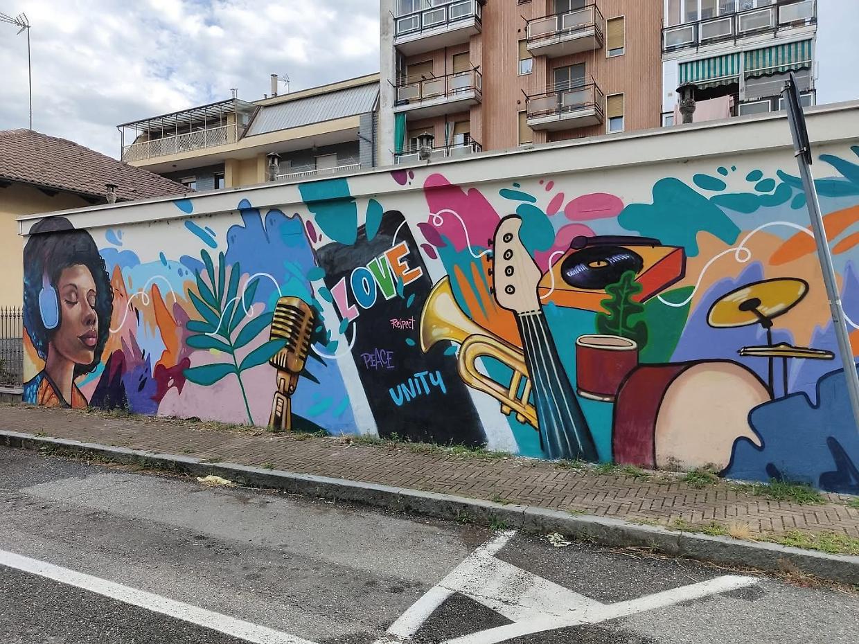 Nichelino, ecco il murale che dà voce a chi di solito non ne ha