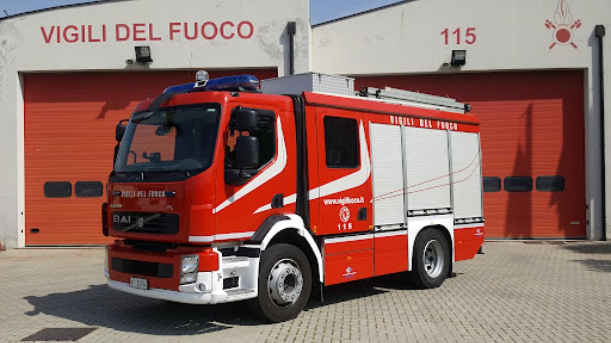 Carmagnola mobilitata per il nuovo mezzo dei Vigili del Fuoco volontari