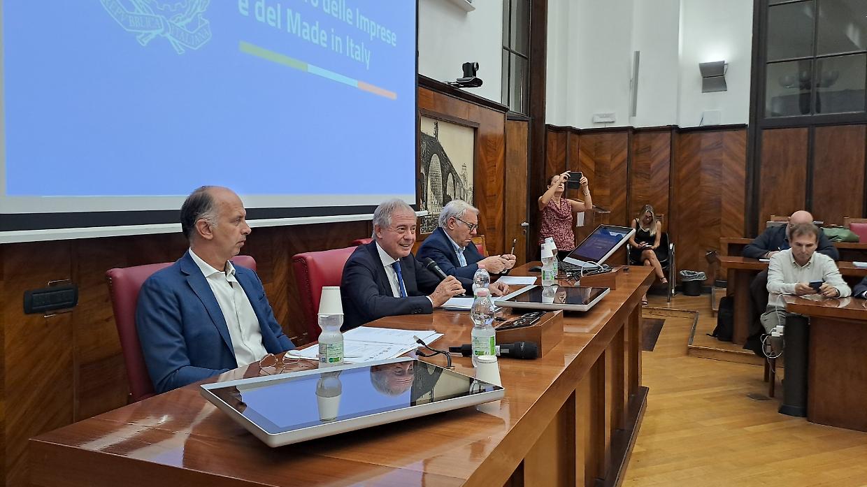 Iveco, al Mimit primo confronto sulla cessione, i sindacati chiedono garanzie occupazionali