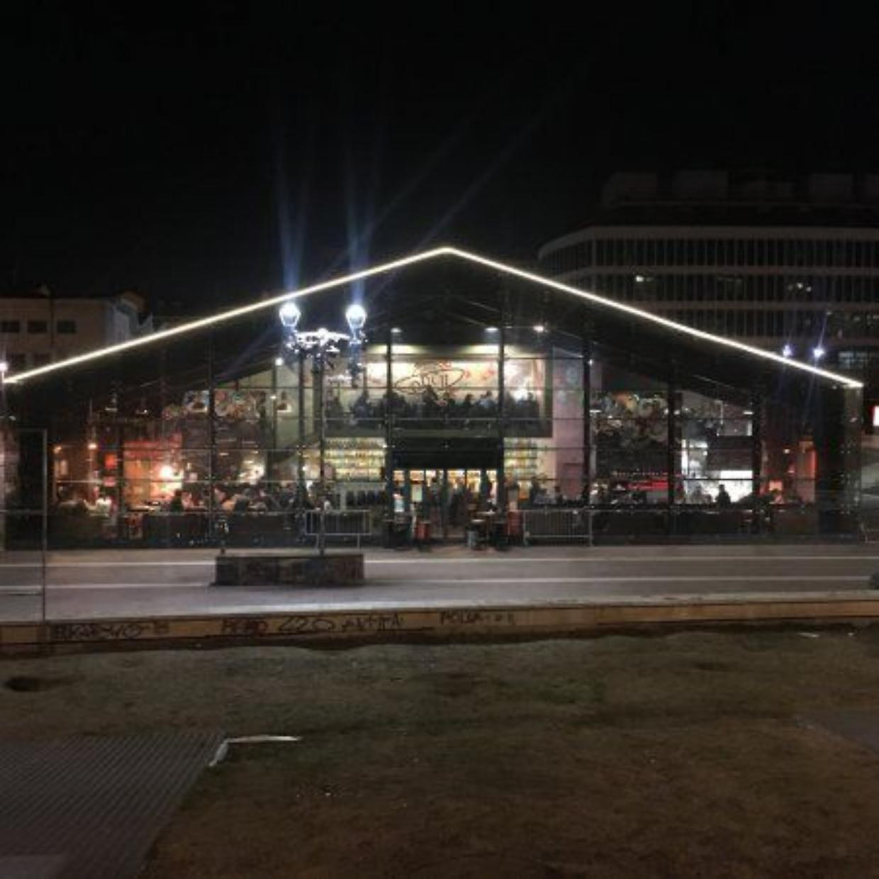 Torino, nuova notte di furti e spaccate: colpiti il Baladin di Valdo Fusi e la libreria Gang