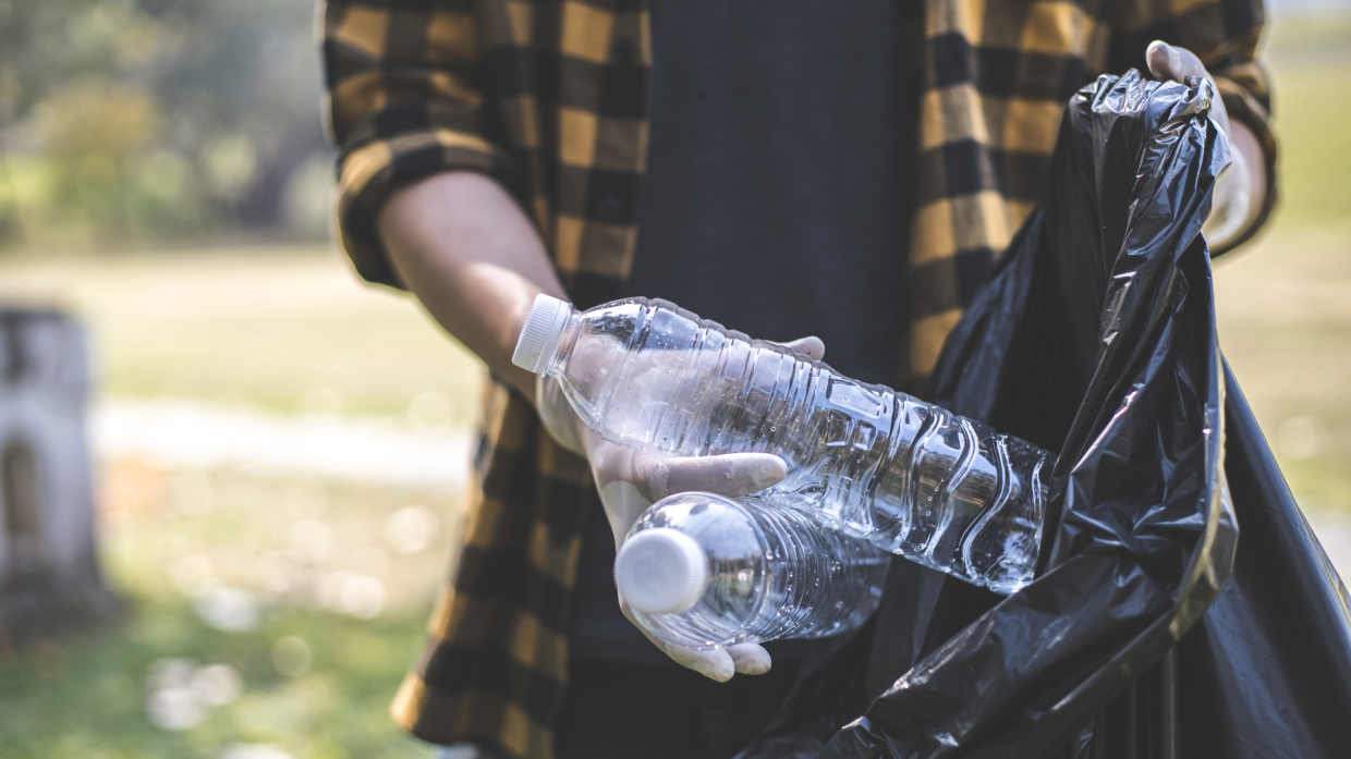 Fototrappole e controlli in borghese per i rifiuti a Caluso